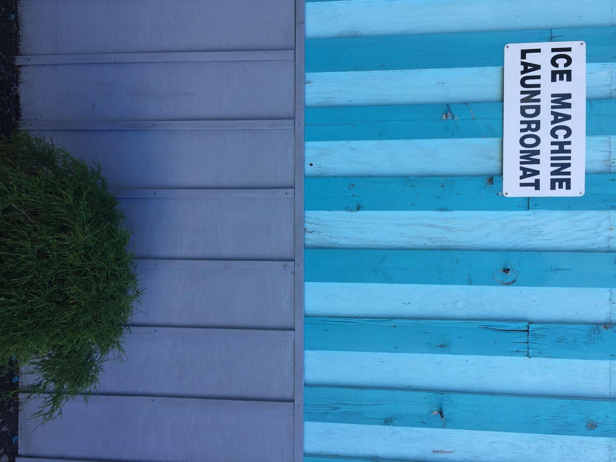 Tyee Village Motel Port Alberni Ngoại thất bức ảnh